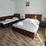 Casa Roua 3*